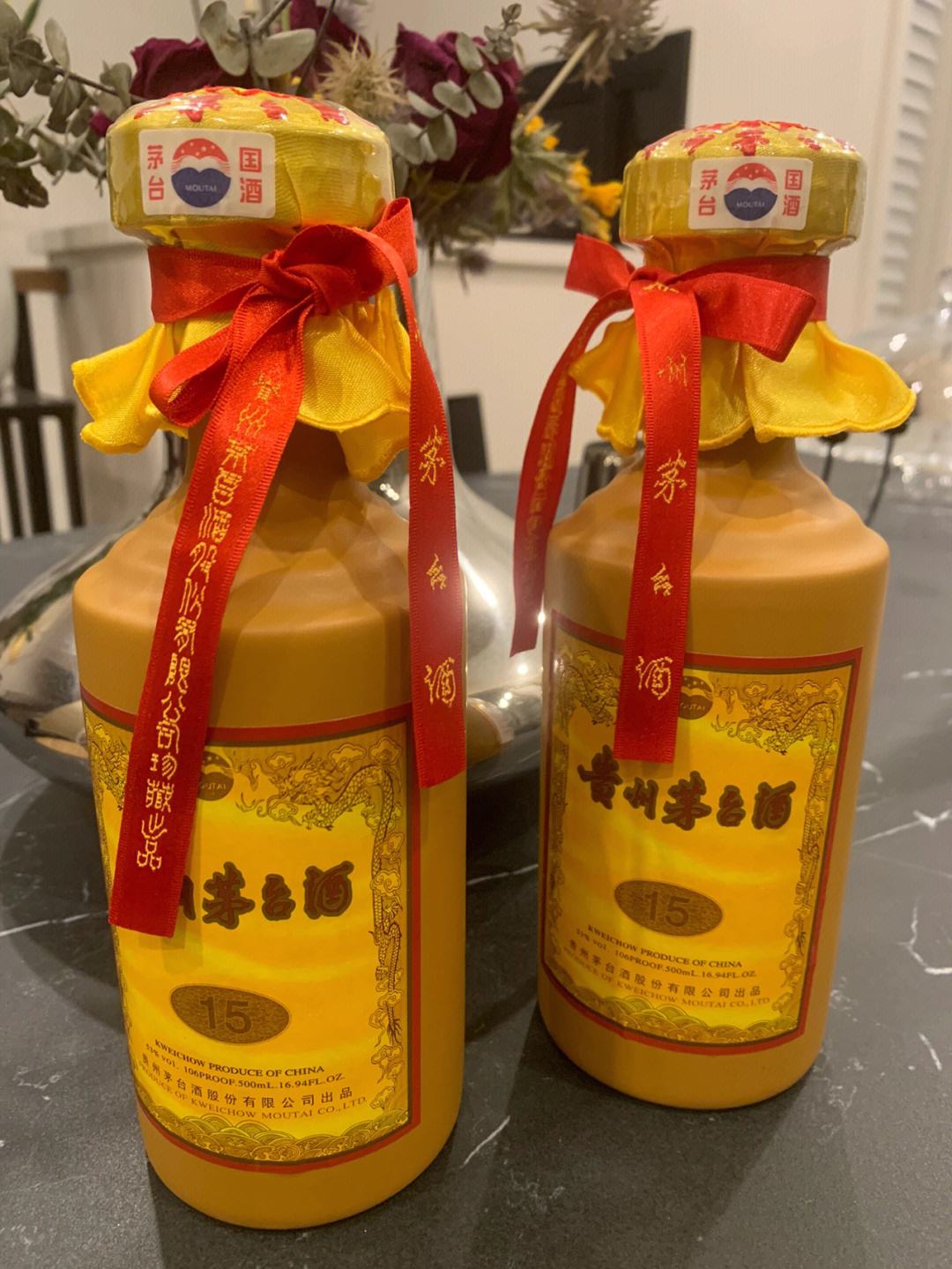 雪花哈尔滨啤酒(500元一瓶！华润雪花推出高端啤酒，CEO：与茅台同桌也不违和！网友：泡沫太大…)